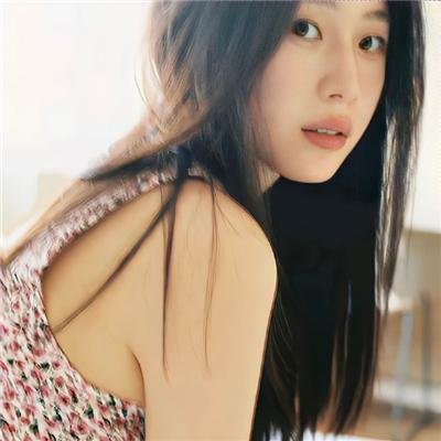 地狱美女 海报